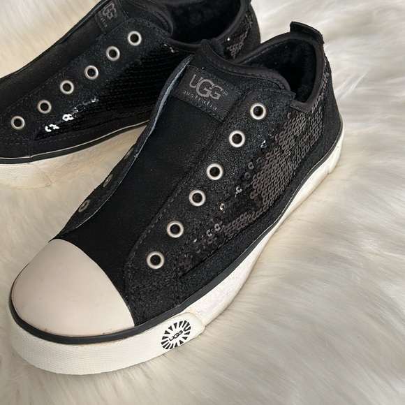 UGG Laela Sparkle Sneakers NEW IN BOX - Picture 8 of 12